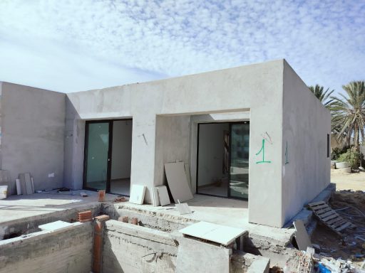 STRUCTURE METALLIQUE D UN COMPLEXE DE VILLAS. Structure en acier galvanisé