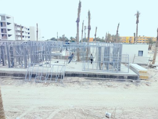 STRUCTURE METALLIQUE D UN COMPLEXE DE VILLAS. Structure en acier galvanisé